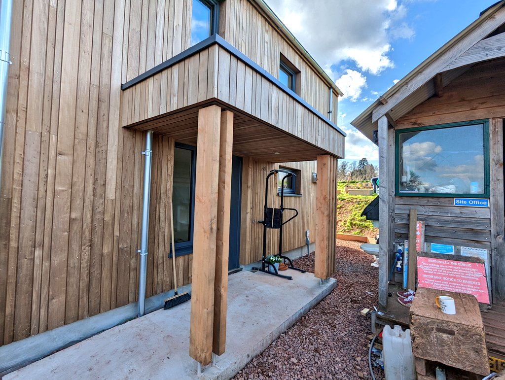 finlaySimpson11's tweet photo. Last few snagging jobs to finish today including putting up Oli's bat boxes.
Probably my last day on this job unless I'm back for the snagging of the snagging.
Everyone is pretty chuffed with the way this one has turned out!
#carpentry #passivhaus #mwconstruction #architype https://t.co/Uj04gcSXd4