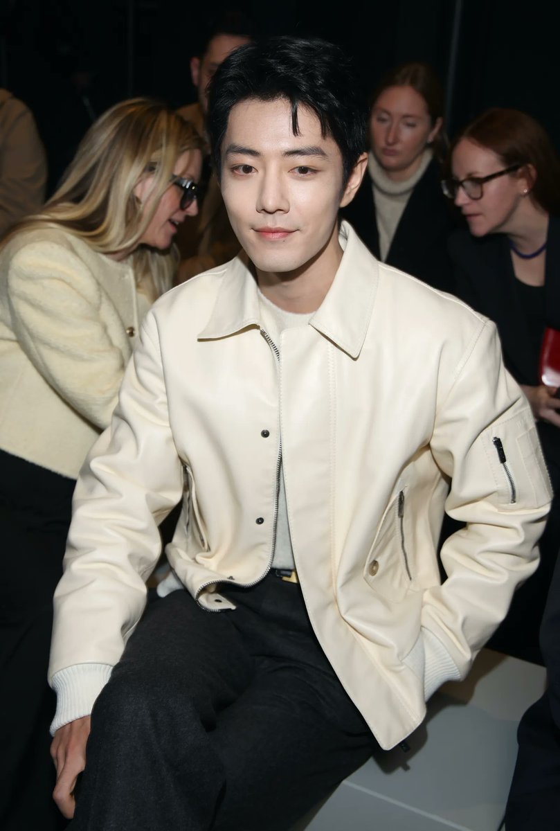 GQMexico's tweet photo. Xiao Zhan: el hombre que está revolucionando la moda masculina. ¡Conócelo! https://t.co/kq9rAXh4VD https://t.co/XdbYNi05aC