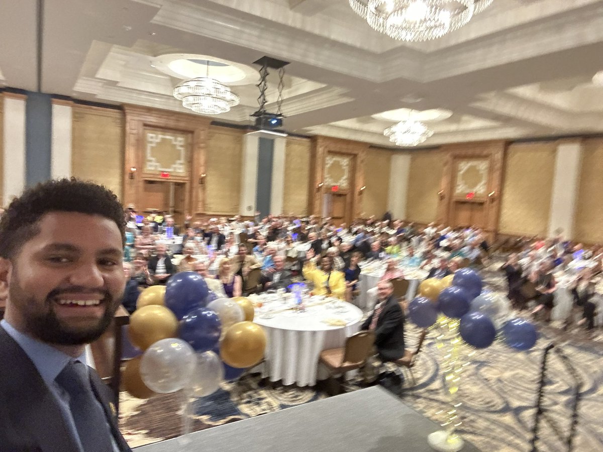 MaxwellFrostFL's tweet photo. Yes I spoke at The Villages last night and YES there are Democrats there! We had a packed room. Build power EVERYWHERE! https://t.co/n5BDTNXvUM