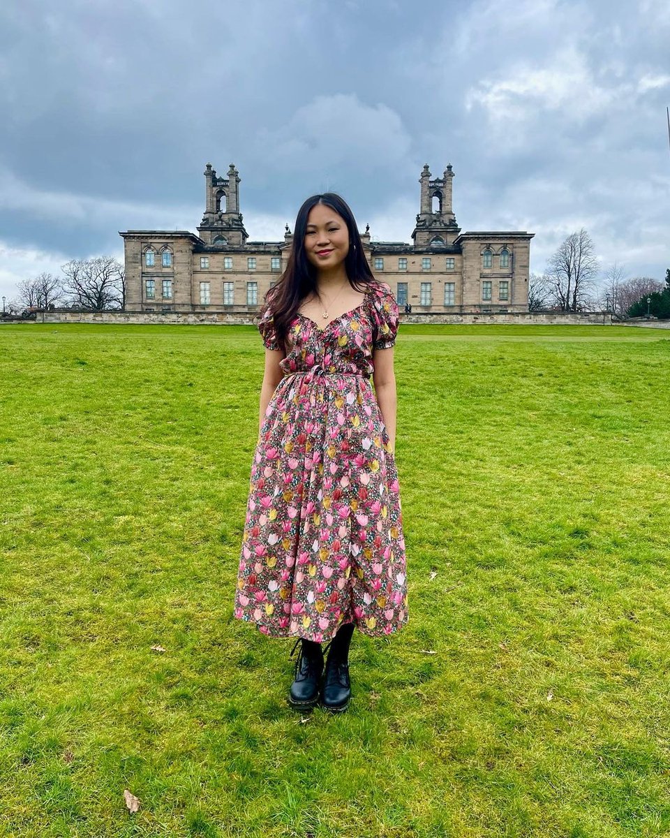 SimpMcCalls's tweet photo. @heysewgeorgie made the perfect Spring dress using our new, and very popular pattern #M8358 ๐
Georgie used a beautiful @libertyfabrics cotton lawn fabric in a tulip print and is wearing the dress with the wrap neckline at the front.
https://t.co/XiozDbDWLV https://t.co/9lTYIm8quH