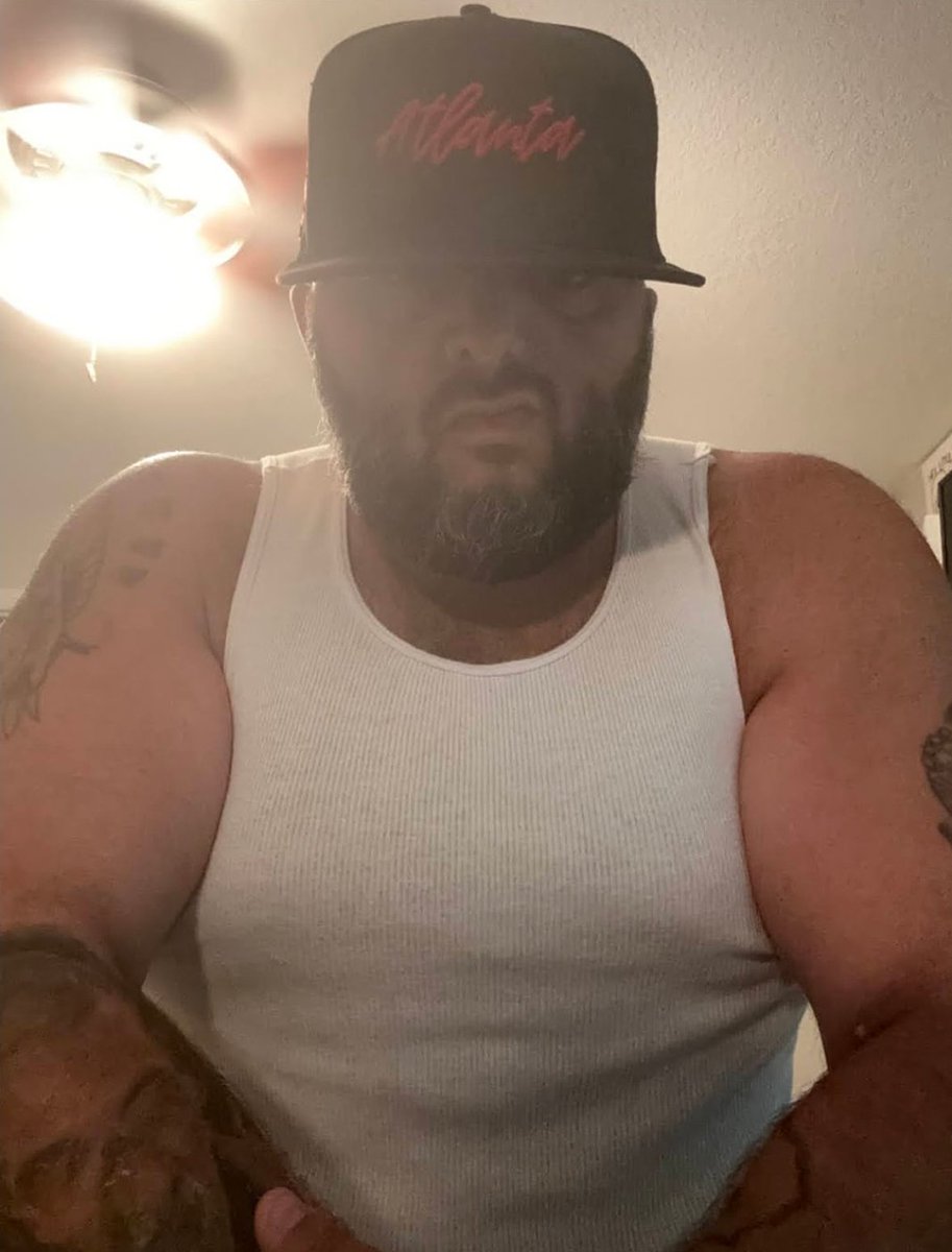 KingTruckersPOV's tweet photo. Fuck them. Fuck what they say about you. Fuck what they heard about you. Wake that fucking monster up inside of you. And when you do, don't let that motherfucker go back to sleep! #Motivation #Monster #MonsterTime #IDGAF #FuckYou #King 👑 https://t.co/FyhOfqbG83