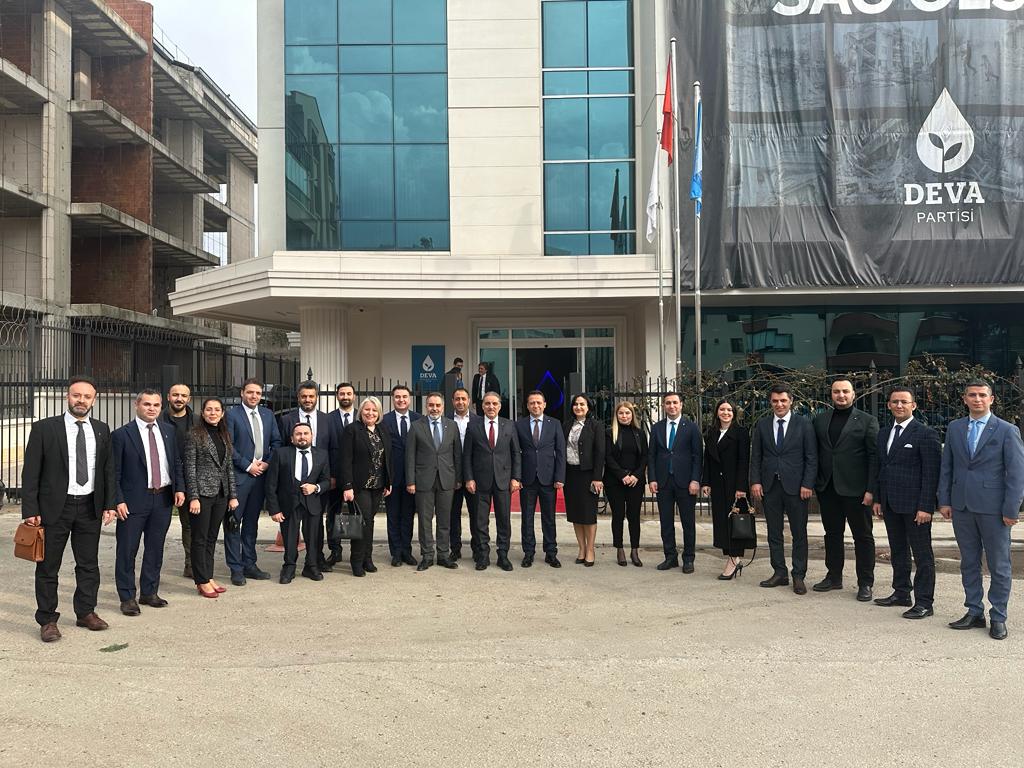 devakaramursel1's tweet photo. Milletvekilileri aday adaylarımız, Genel merkezimizde mülakata katıldılar, hayırlı uğurlu olsun.
#Devapartisi #alibabacan #Kocaeli #karamürsel @KocaeliyeDEVA @kocaeliademkoc @CUNEYT41500 #TBMM #devagenelmerkez #devatakip #devatakipleşiyor https://t.co/fpmLcAcePP