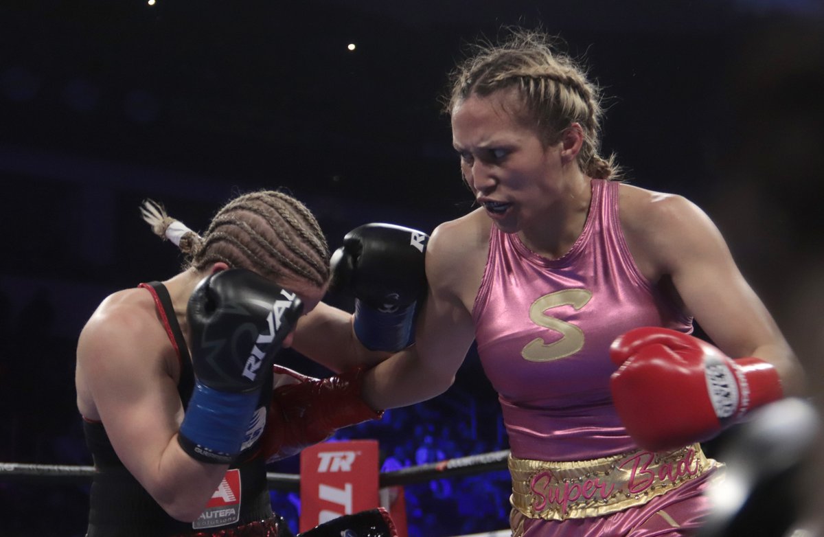 TitanTaurino's tweet photo. 💯Seniesa Estrada 🇺🇸🇲🇽 vs Tina Rupprecht 🇩🇪 dos titanes del box,  te compartimos sus mejores momentos 🔥🥊

📸 SUMIO YAMADA 
@WBCBoxing
 
#RamirezCommey #EstradaRupprecht
#SCORE_BOX #Boxing #Boxeo https://t.co/n6bNLCSj0q