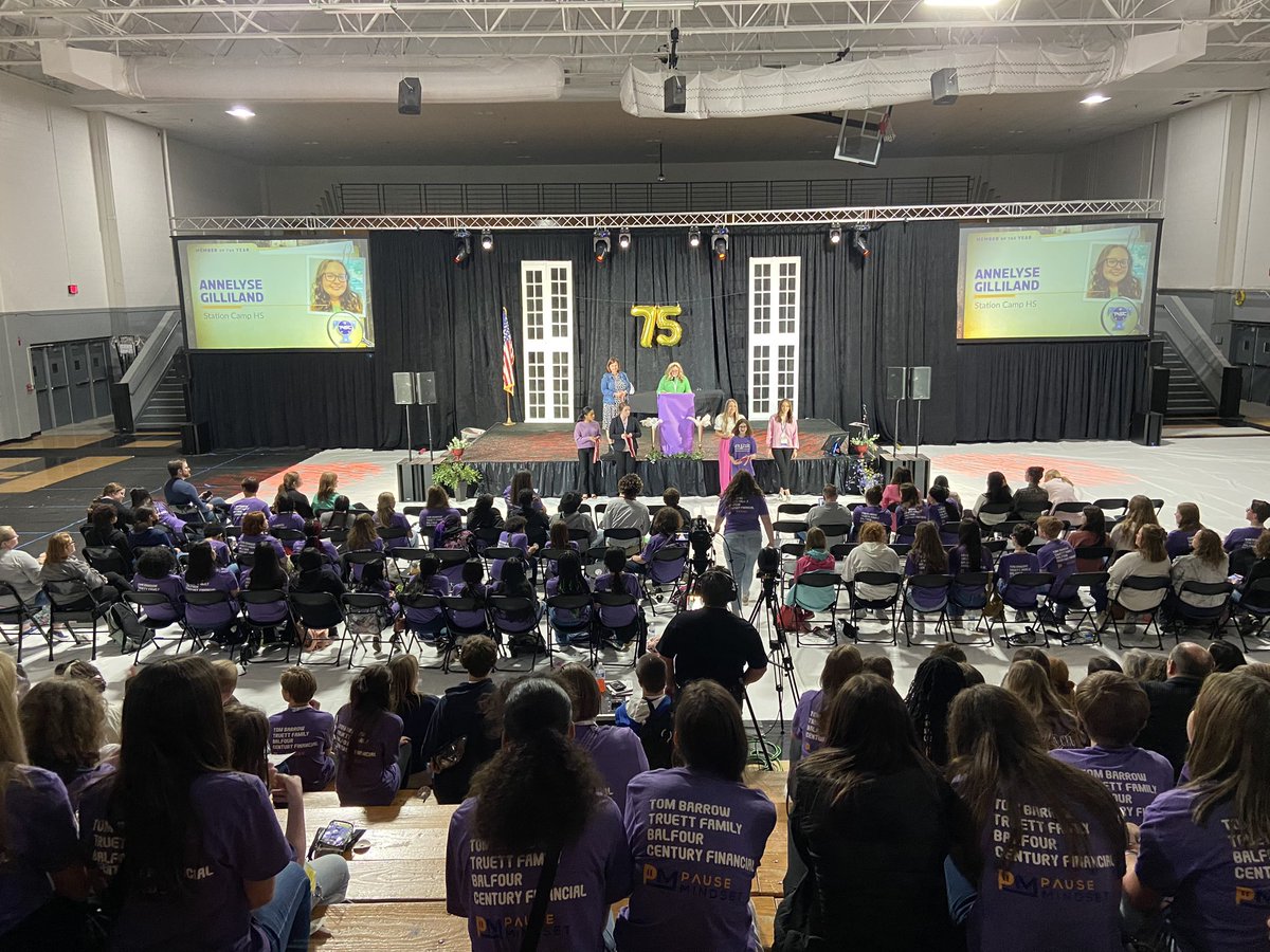 SiegelMiddle's tweet photo. Congratulations to our Student Council members who attended the TASC convention! We won 1st place in the speech competition and in the electronic scrapbook competition! https://t.co/HY8TKEVqD9