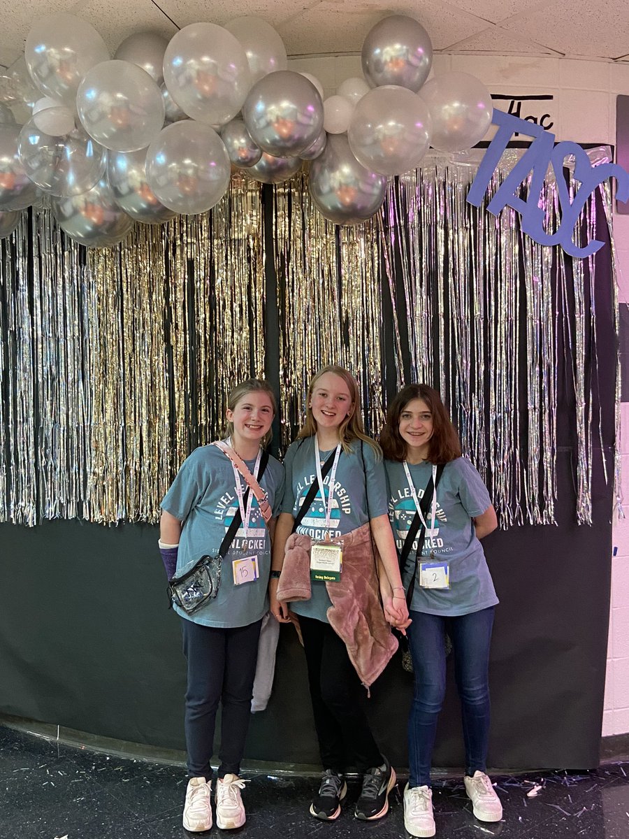 SiegelMiddle's tweet photo. Congratulations to our Student Council members who attended the TASC convention! We won 1st place in the speech competition and in the electronic scrapbook competition! https://t.co/HY8TKEVqD9