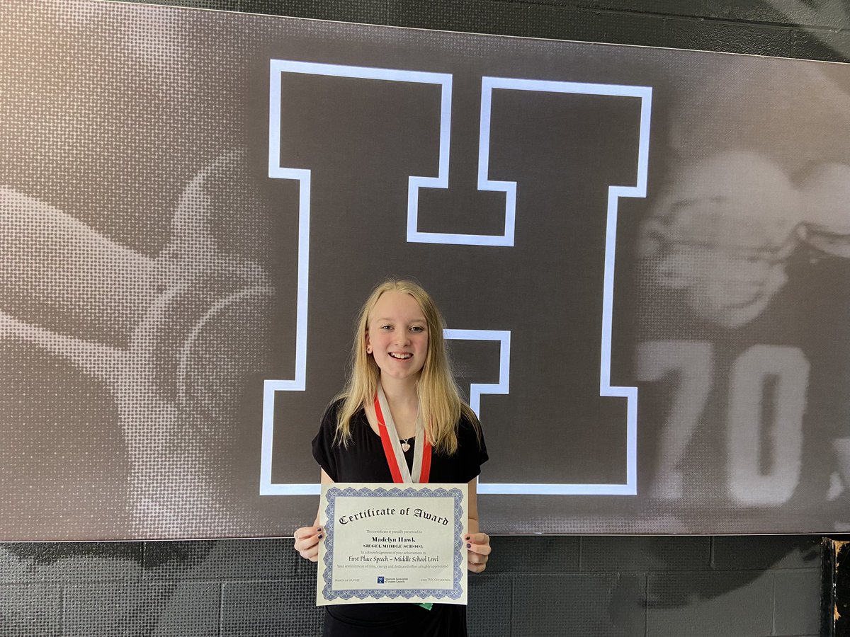 SiegelMiddle's tweet photo. Congratulations to our Student Council members who attended the TASC convention! We won 1st place in the speech competition and in the electronic scrapbook competition! https://t.co/HY8TKEVqD9
