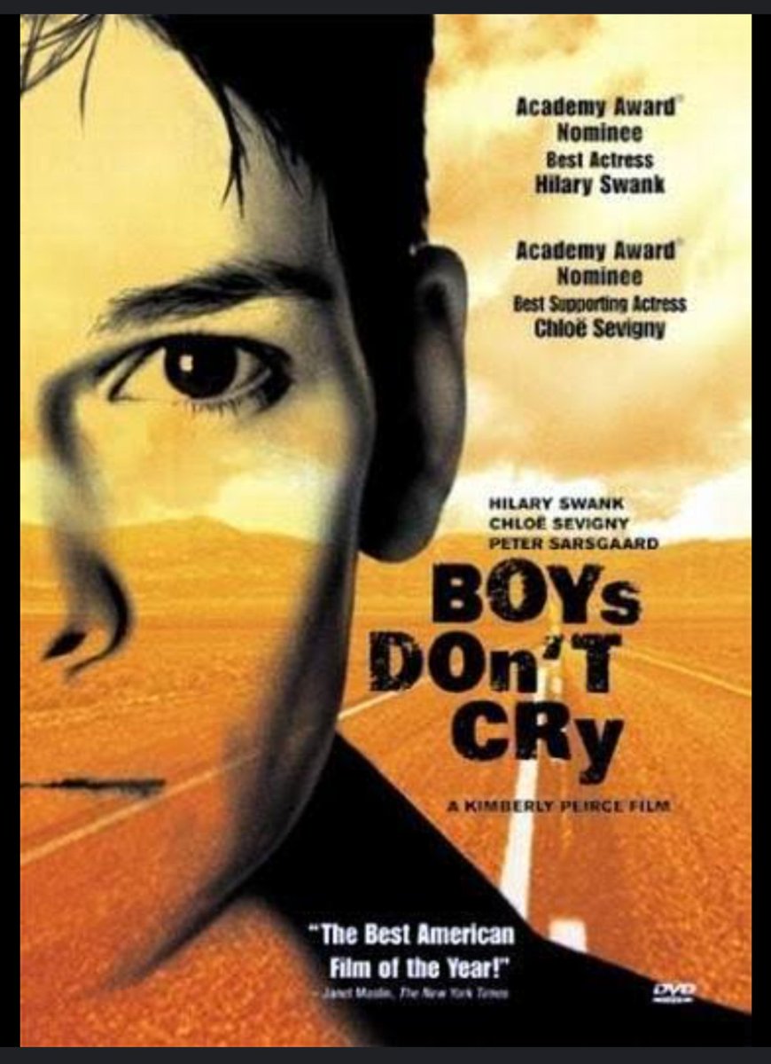 FernandaRoca9's tweet photo. @LesbiQueen Boys don't cry. 
Es más trans, pero fue la primera que vi que tenía en el tianguis. https://t.co/GB290RjBVL