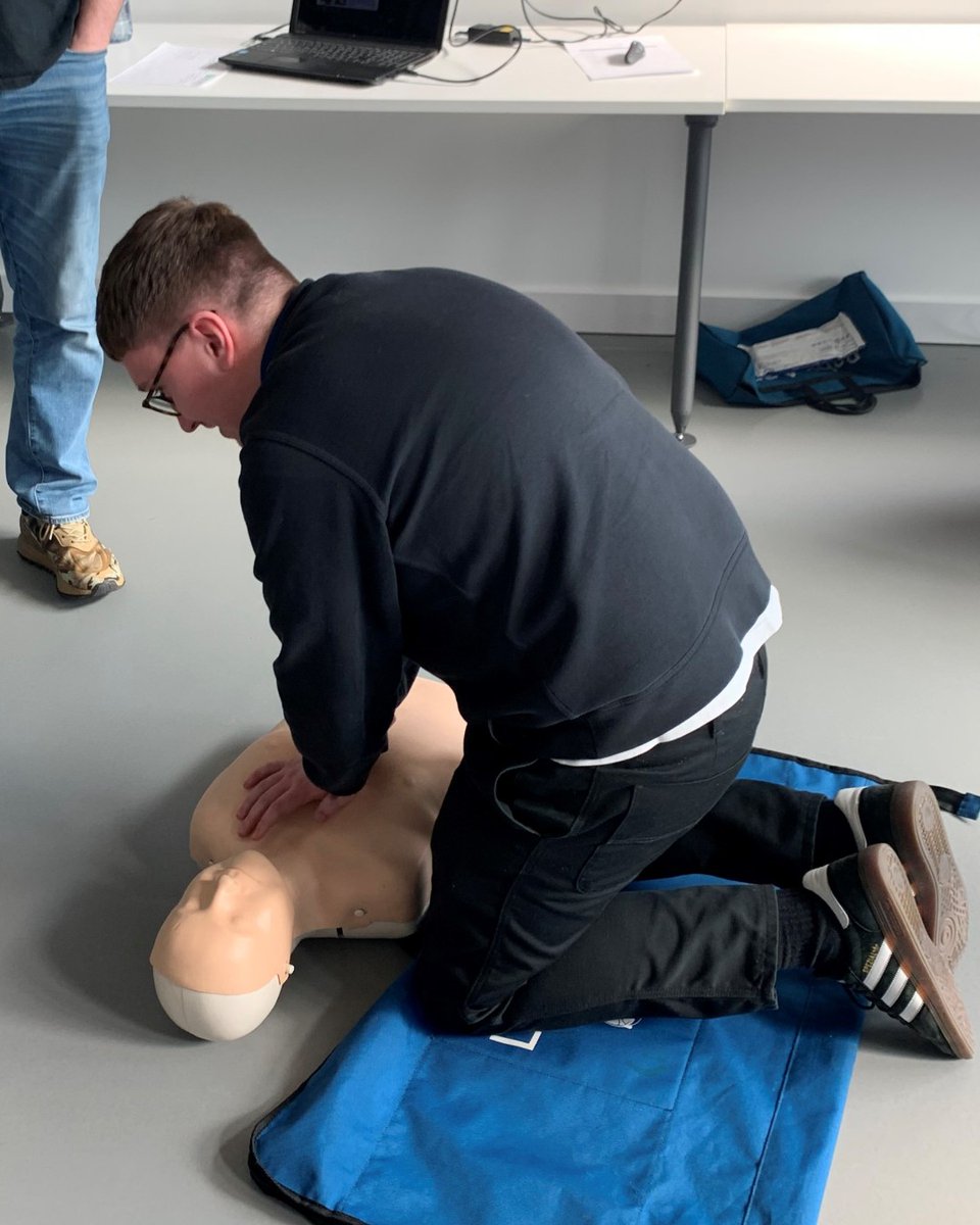 Explain Research tweet media