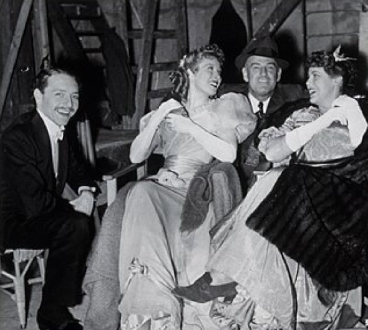 MEHenreid's tweet image. My father, Greer Garson, Director Sam Wood & Judith Furse backstage..GOODBYE MR. CHIPS. Don’t miss it tonight, Mar 27, 8pm EST on @tcm ! He loved working with Greer Garson, he had such fond memories of the whole production. #TCM #TCMParty #PaulHenreid #31DaysOfOscar