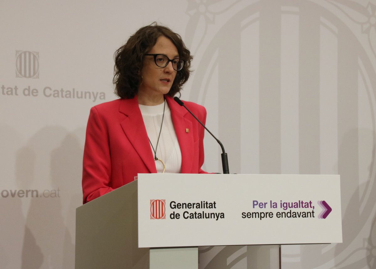 Esquerra_ERC's tweet image. 🗞️[NOTÍCIA] @igualtatcat presenta un pla d'acció pioner contra la #PressióEstètica📏💄

#consellera @taniaverge: “Diem prou: no hi ha cossos imperfectes o fora de norma, els nostres cossos són diversos”💜✊

➕Info.👉 esquerra.cat/ca/pla-contra-…
