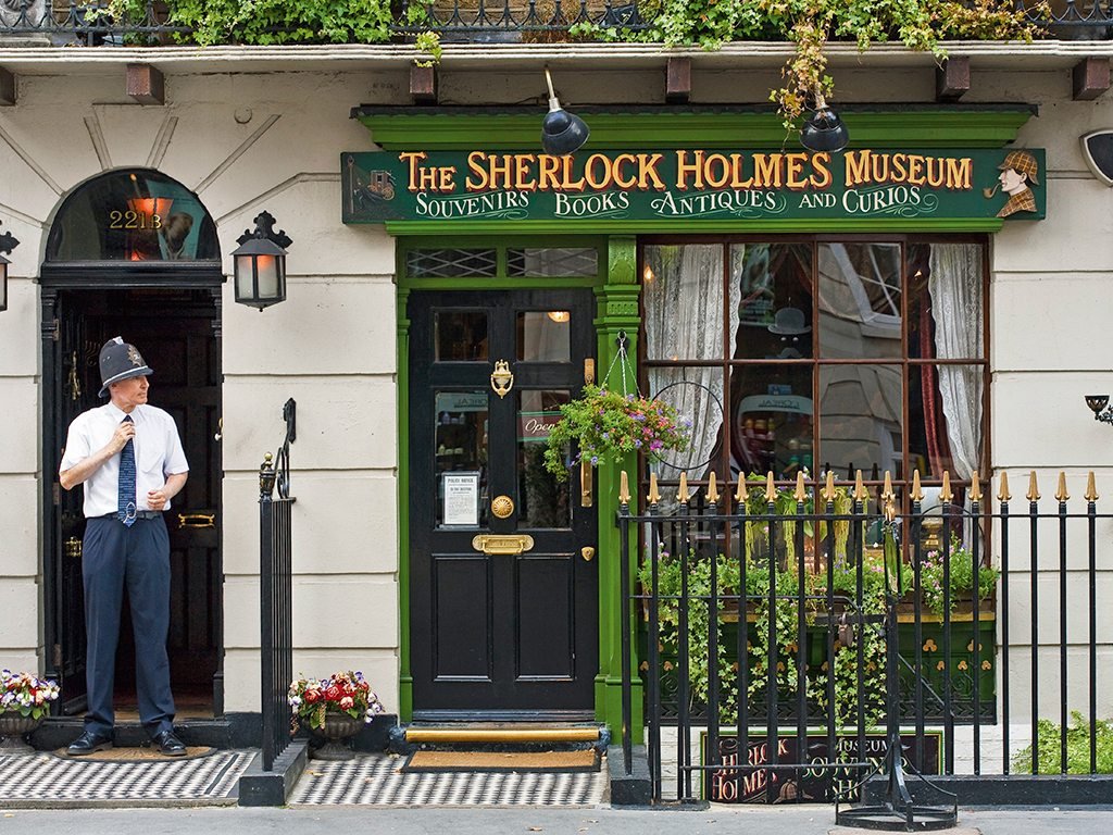 Адрес шерлока в лондоне. Лондон бейкер стрит 221 б. Адрес шерлока в лондоне. Бейкер стрит музей шерлока холмса. Бейкер стрит 221 b в лондоне.
