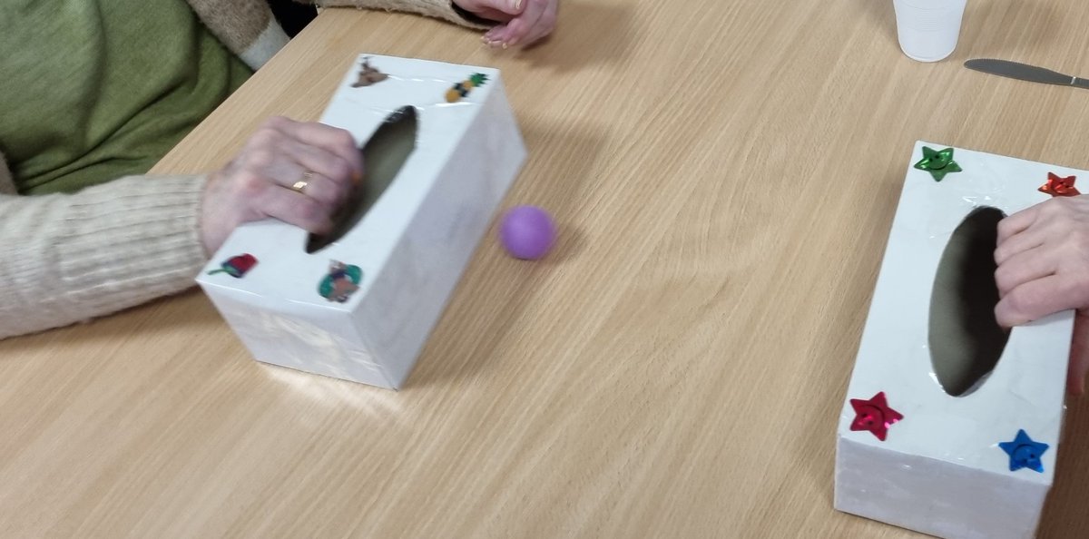 ANNIEWI18240275's tweet photo. Tissue box table-tennis game before lunch today on Eliza Tinsley Ward - #Reconditioning doesn't have to mean having to buy expensive equipment- just imagination. https://t.co/Wj4xGSUETl