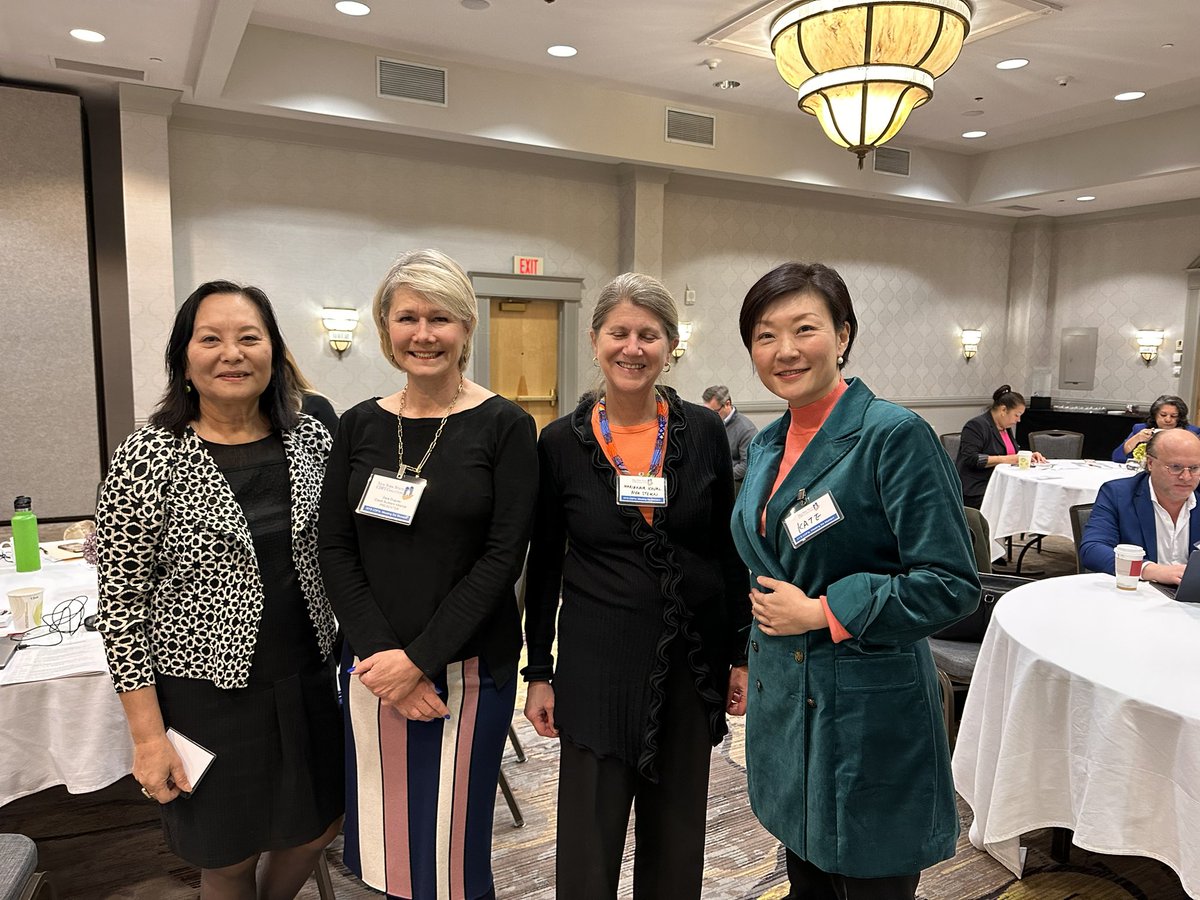 accompanycap's tweet photo. So pleased to be here in Albany @NYSCDFI conference w/ Dara Duguay @Credit_is_Asset Kate Hao @GetHappyMango &amp; many other colleagues. https://t.co/OhqtfBNq4E