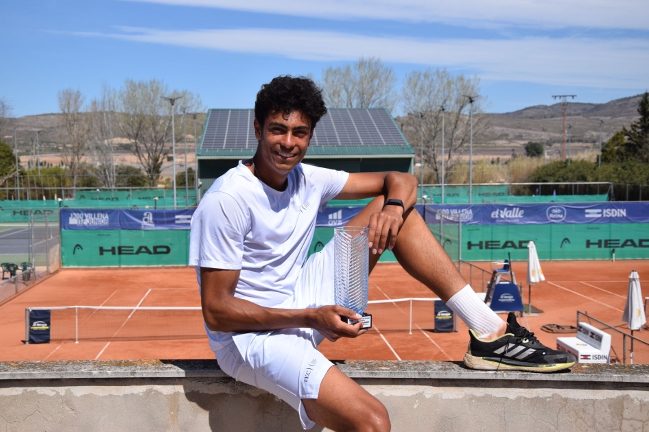 RFETenis's tweet photo. 🎾 #ITFJunior Triunfo de Alejandro Melero y final de Martina Genís en el júnior de Villena

📲  https://t.co/hhBlH0tKAj https://t.co/Ii2gbOWqUe