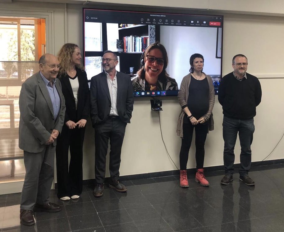 rmarcosgragera's tweet photo. Tot un honor haver dirigit la teva Tesis doctoral! Excelent defensa i gracies per donar valor als registres de cancer! Dra. Carbó. @a_carbobague @ICO_oncologia @OncoGir @rc_Girona https://t.co/qgVhxSIKww