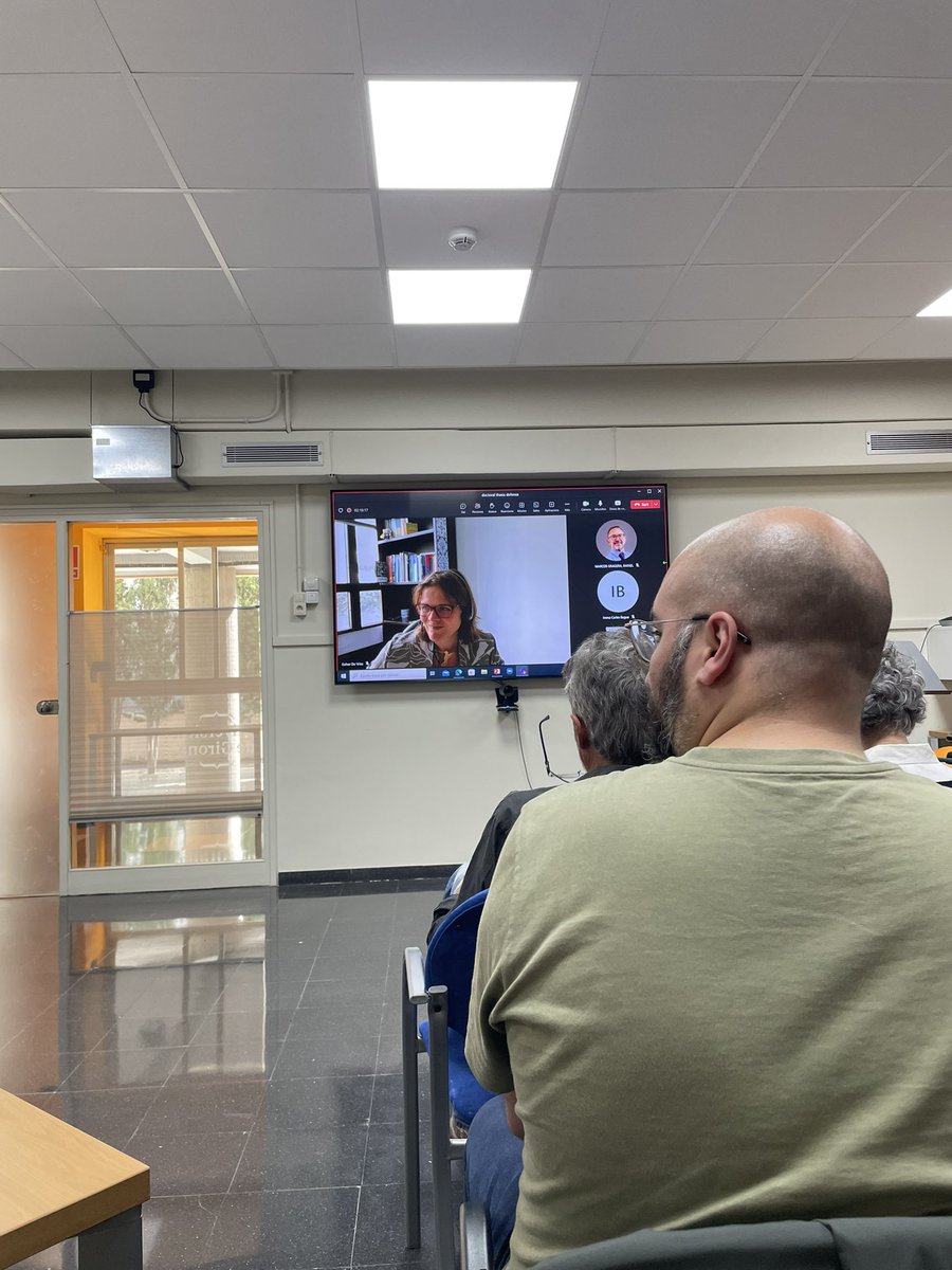 rmarcosgragera's tweet photo. Tot un honor haver dirigit la teva Tesis doctoral! Excelent defensa i gracies per donar valor als registres de cancer! Dra. Carbó. @a_carbobague @ICO_oncologia @OncoGir @rc_Girona https://t.co/qgVhxSIKww