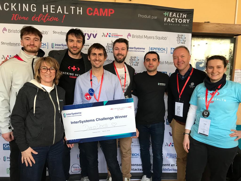 InterSystems_FR's tweet photo. Le #HHCAMP, c'était ce week-end ! 🔙
Bravo à l'équipe #DeepDocs qui remporte le #PrixInterSystems 🏆: un projet pour extraire, pseudonymiser et structurer les #données de #santé en garantissant la sécurité des données via des algorithmes de NLP.
Accélérer le progrès en santé✅ https://t.co/NyPlUODnZV