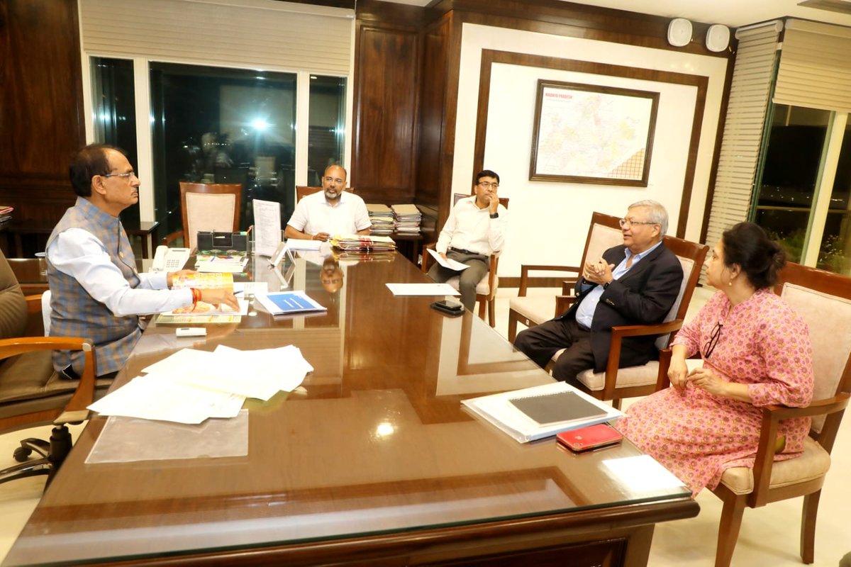 Chief Minister, MP tweet media