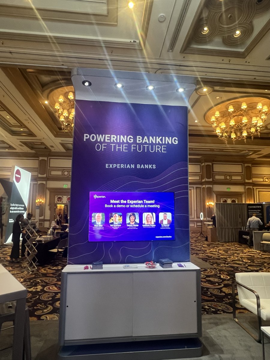 ExperianCredit's tweet image. What a great session, Jerry! Want to learn more about customer retention and financial wellness? Meet us at booth 61 and say hi to our team!

@ConsumerBankers #Experian #CBALIVE2023
