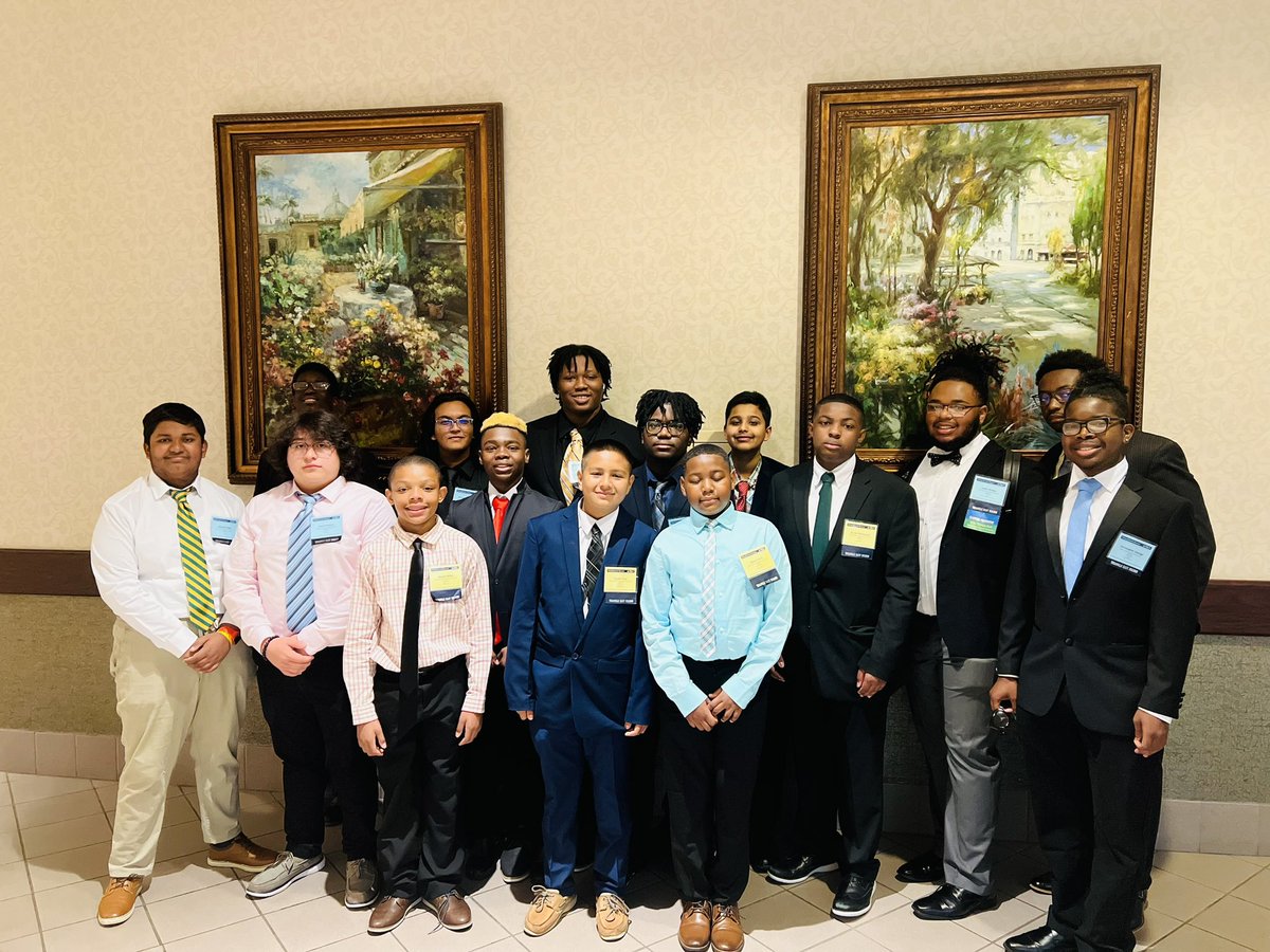 CortinaConnor's tweet photo. Wake Young Men’s FBLA chapter attended FBLA’s state leadership conference this past week. We have six individuals that placed 2nd and will be attending the national conference in Atlanta. @WakeBoysLead @ncfbla @WCPSS_CTE https://t.co/47fDSLewrp