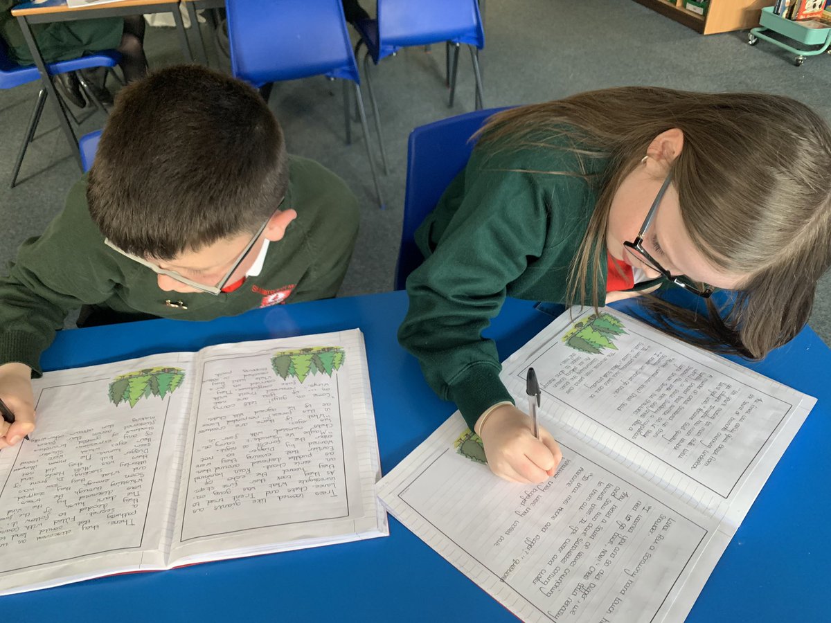 StMM_2021's tweet photo. 6G have been writing setting descriptions that convey action, movement and tension. We have been inspired by the adrenaline fuelled sci-fi adventure story Crater Lake by @JenniferKillick #ks2writing https://t.co/fgnero9bes