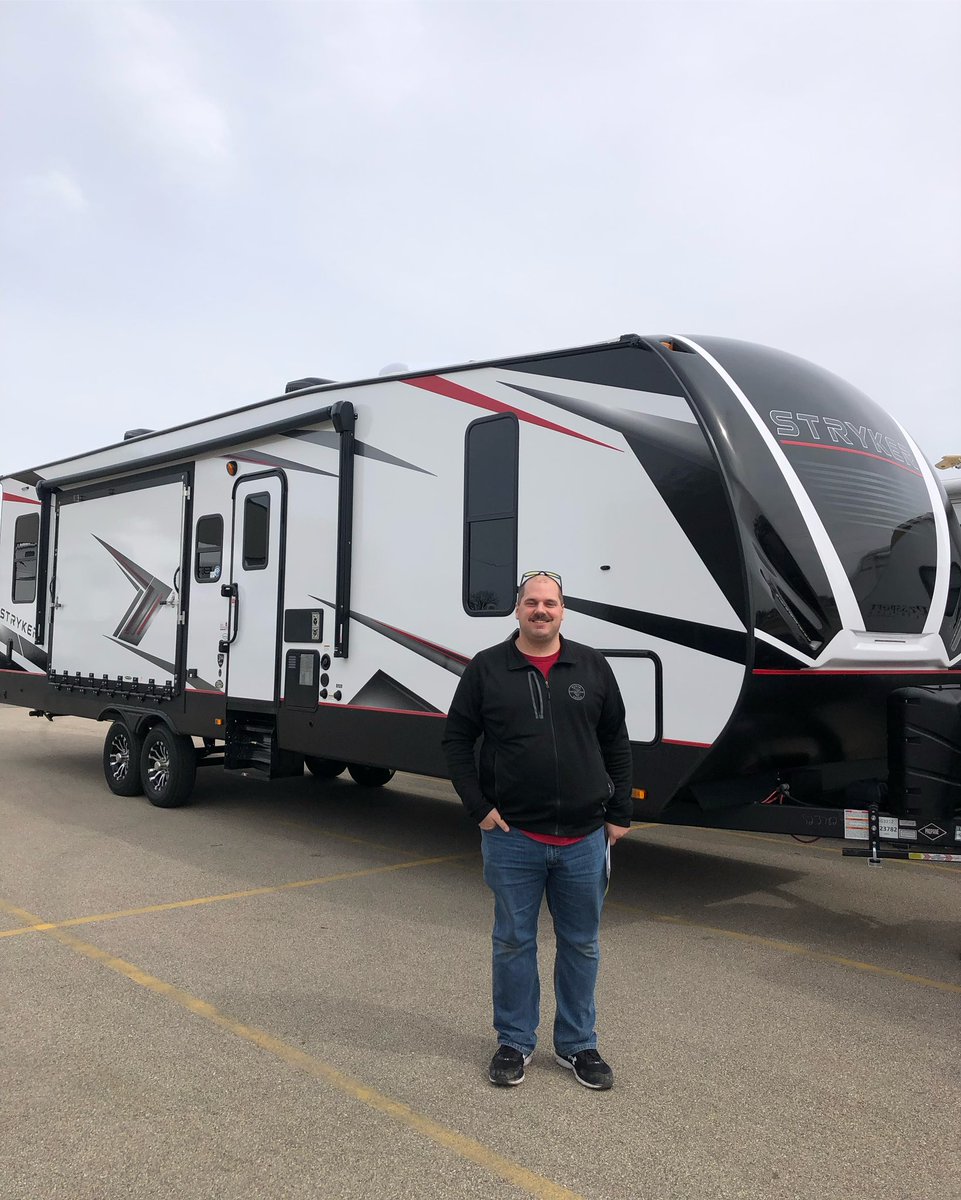 Congratulations to Matthew Riedl 🍾🎉 thank you for choosing New Generation RV!!