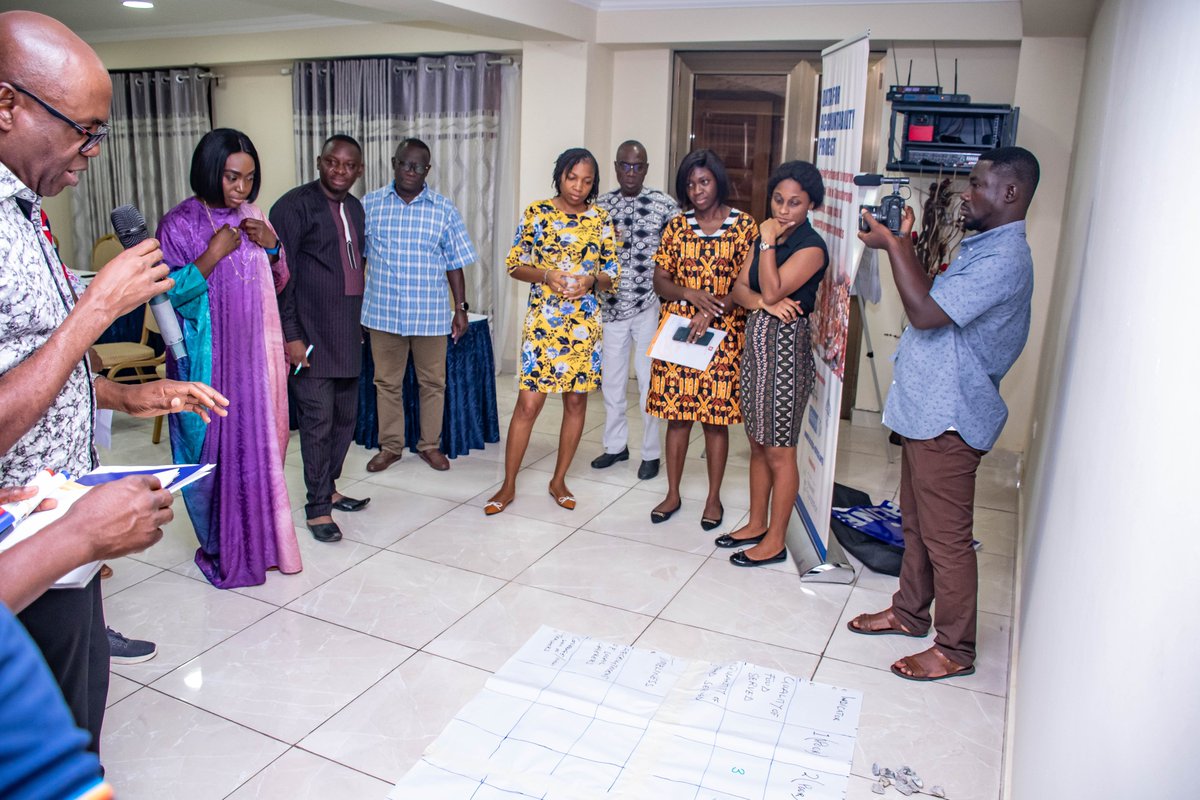 AcepaAfrica's tweet photo. Members of the Education Committee of the @GhanaParliament doing a simulation of the Community Score Card tool as part of capacity building towards effective monitoring of the SDGs. This activity falls under the Data for Accountability Project funded by @Hewlett_Found https://t.co/gQT7qnbnGH