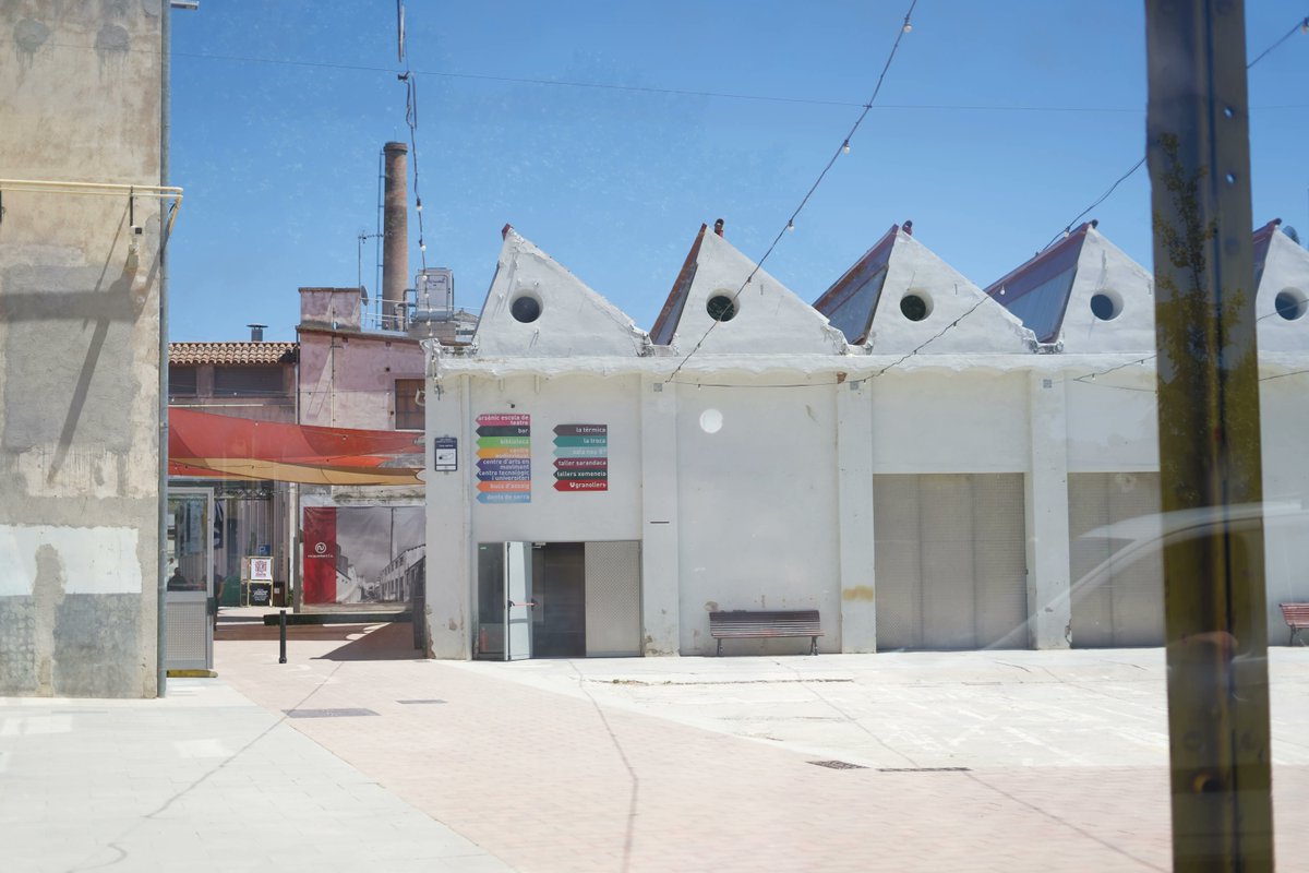 collabout_cat's tweet photo. Més imatges de l'interior de l'equipament cultural Roca Umbert, antiga fàbrica tèxtil i actualment fàbrica de les arts🎭🎨🏭  

A qui més li agraden aquest tipus d'iniciatives que rehabiliten espais antics i els posen al servei de la cultura?🙋‍♀️ 

#cultura #granollers #patrimoni https://t.co/NuplQVNFiZ