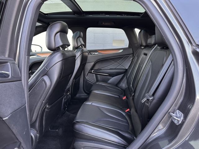 SE_Auto_Sales's tweet photo. Take a seat and get ready to seize the day! https://t.co/WMxFuK8jFX https://t.co/jvkZQepbTQ