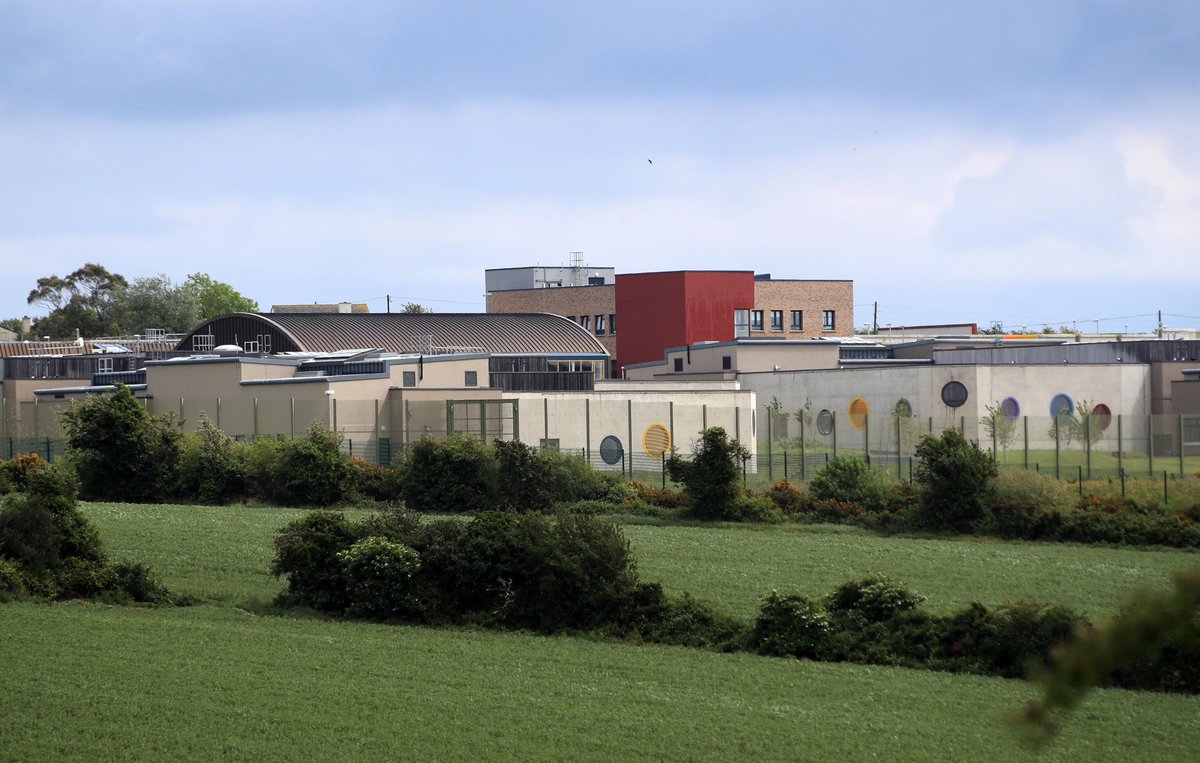 A teenage boy who raped a girl in a park, putting his hands around her throat and telling her she was his “slut”, is to remain on continuing bail as there is no space available for him in Oberstown detention centre.

courtsnewsireland.ie