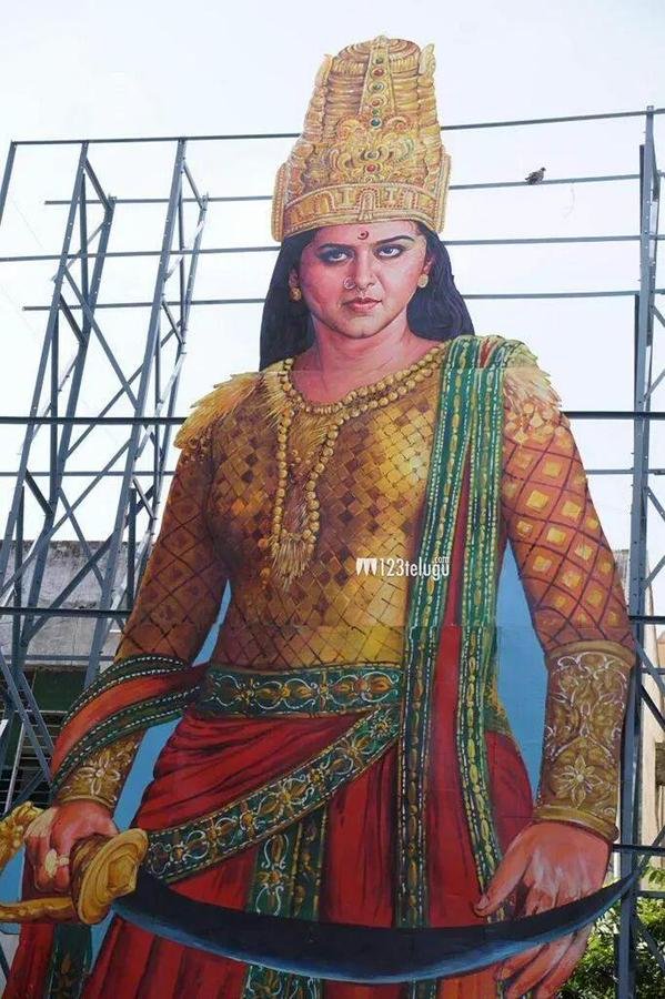 godanushka's tweet photo. #Bhagamathie > #Aramm π
#Rudramadevi > #Maya & #Dora π
#AnushkaShetty Mam's Telugu Fims Gross In TN > #Nayanthara 's Tamil Films Gross In TN π
Because She Rules South π₯ Every State Fan Base ππ»
World Knows Who Is The Real #LadySuperstar π
LADYSUPERSTAR OF #SouthIndia https://t.co/KPI5tgr2hj