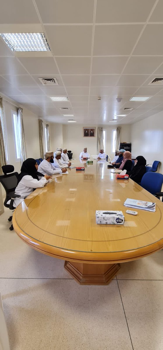 dghs_n_sharqiya's tweet photo. #عقد صباح اليوم برئاسة الدكتور أحمد السعيدي المدير العام وبحضور الدكتور أحمد الجابري مدير مستشفى إبراء وعدد من الكوادر الإدارية الطبية والطبية المساعدة والإدارية #إجتماع مجلس إدارة #مستشفى_إبراء الأول لعام 2023م. https://t.co/jrCgAVygSg