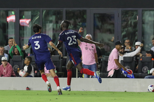 SwitSalone's tweet photo. Kei Kamara’s success story in Major League Soccer continues, as the skipper records new achievements.
#ChicagoFireFC #KeiKamara #MLS #SierraLeone #Salonetwitter #news
https://t.co/YQQLWddtOd https://t.co/awTogaojVX