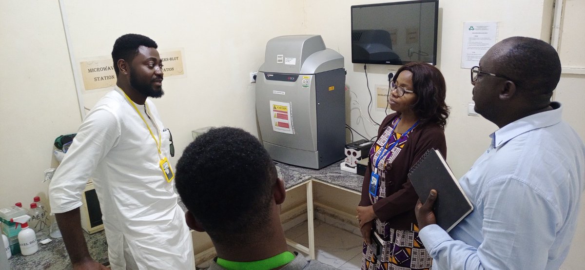 cedbcam_ri's tweet photo. Very pleased to have received the Managing Director of @inqababiotecWA, Mr Lukman Aroworamimo, in our facilities during his Cameroonian Tour.
Lukman had an insightful discussion with our General Director @CarrelFounou and head of research @LFounou. https://t.co/JqAllVbABD
