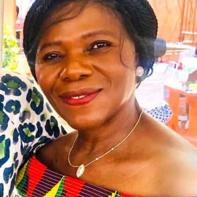 ThuliMadonsela3's tweet photo. Forgive those who spew bile on you, understanding that people can only give out what is inside 🌻🕊 https://t.co/P27VTfHWCK