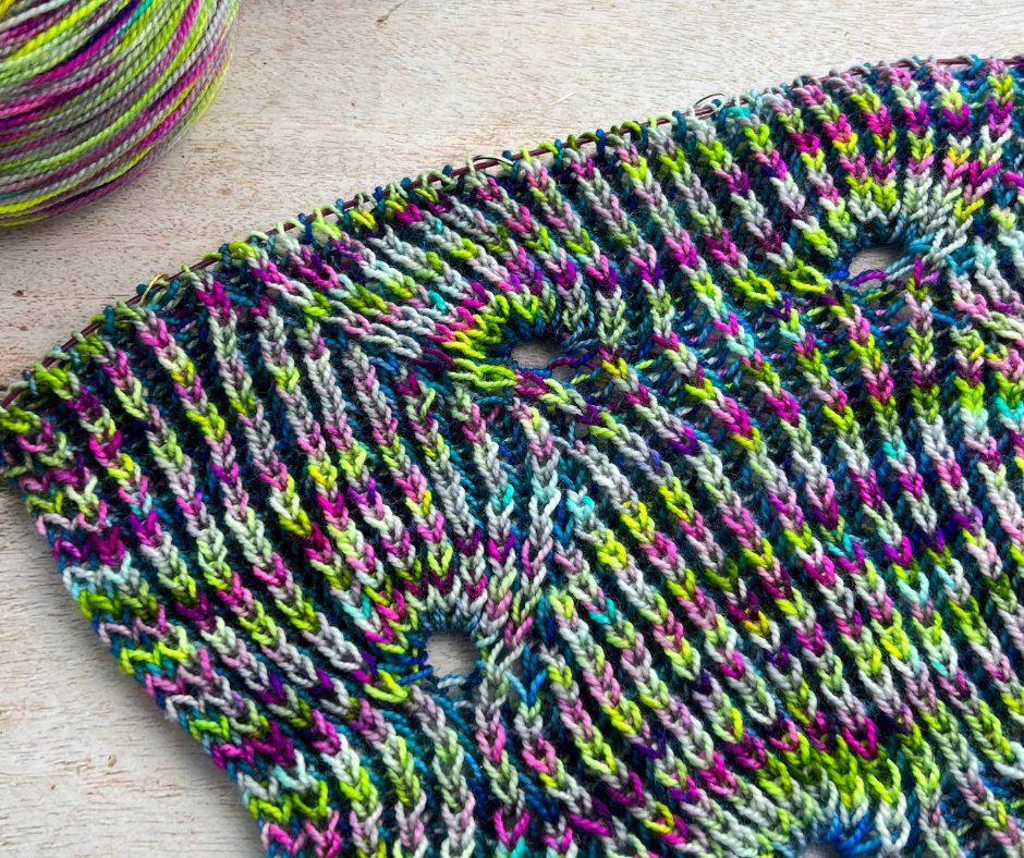 This is Knit tweet media