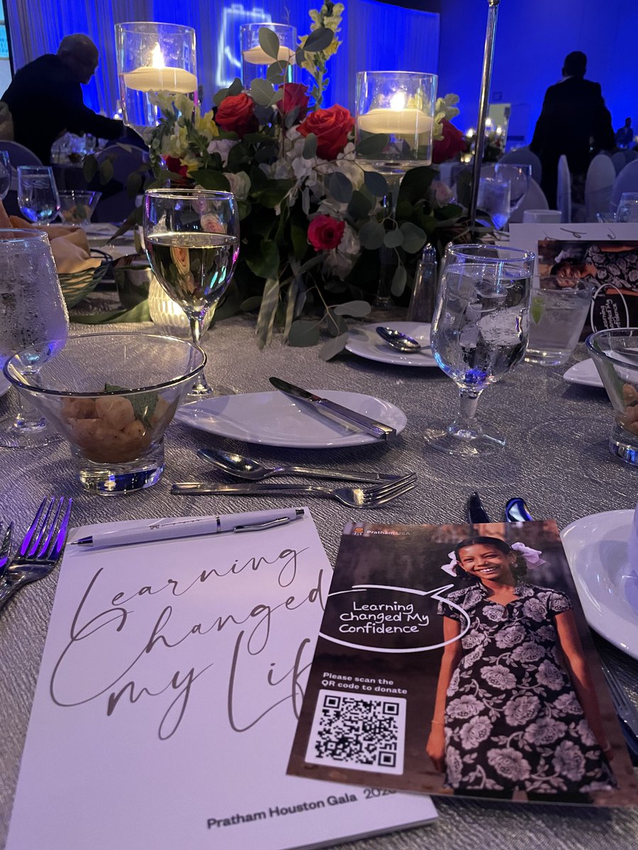 terridosborne's tweet photo. Gala season is one of my favorite times of the year 🥰 Honored to celebrate @PrathamUSA’s effort to ensure kids are not limited by their community or country of birth. Breaking the cycle of poverty in India by advancing education of women & children! #LearningChangesLives https://t.co/paE7mLNKId