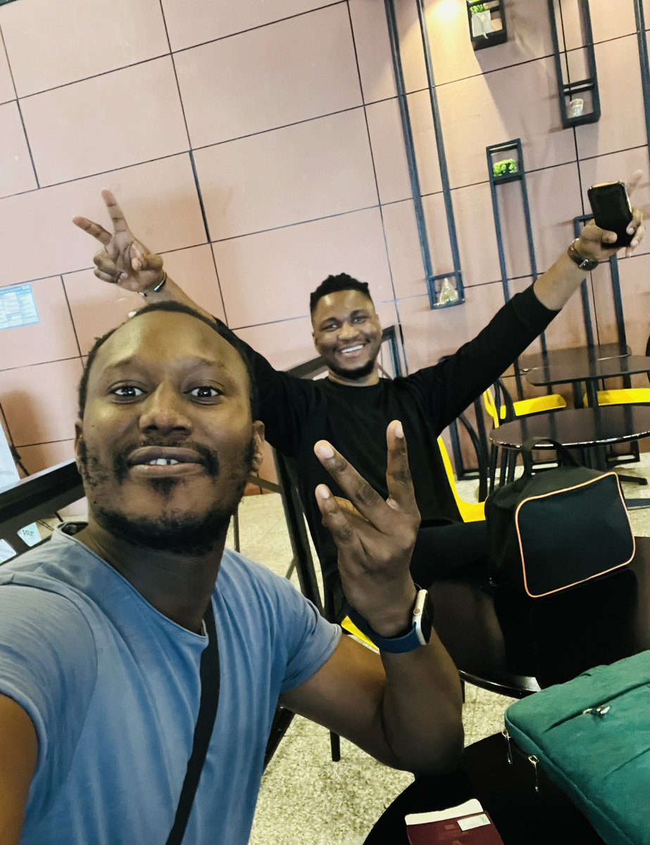 biggiebasse91's tweet photo. Business trip  ✈️ to @yobantenaija1 Nigeria 🇳🇬 with Henry Azubuike Ojuor, DPMIS !
Looking forward to meeting the YES team and one of Lagos MVPs on e-commerce !

@yobanteYES 
#trip #lagos #yes #logistics #ecommerce https://t.co/BcRUSv59q7
