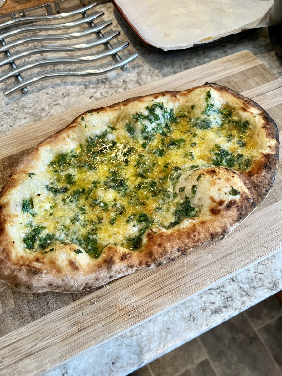HolmesAllotment's tweet photo. Some rustic cooking πππ all delicious just lacking finesse π€£ππ» #ooni #OoniHQ #pizza #garlicbread #homecooking #foodie #foodporn #uk #rusticfood https://t.co/s9DVtV52Bx