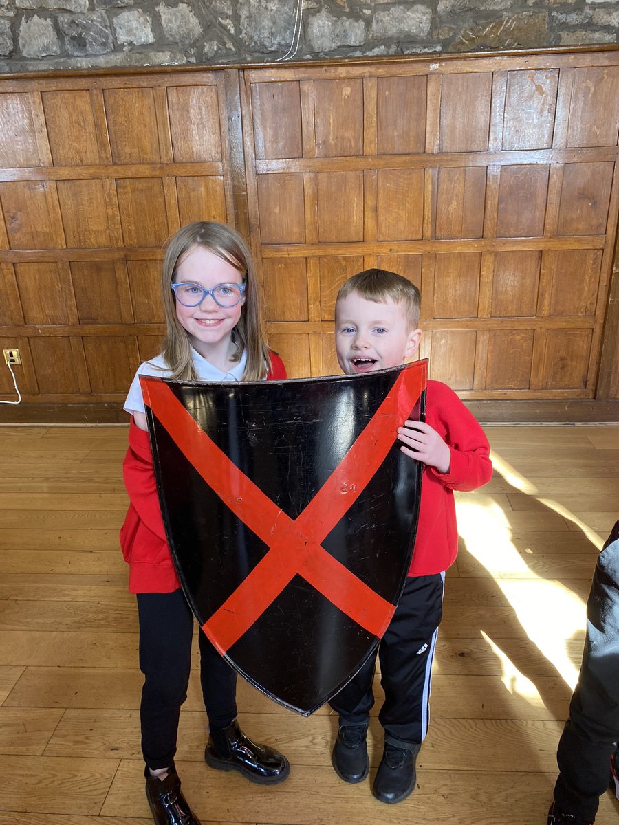 woodsidepschool's tweet photo. Primary 4 had a brilliant day at Colzium Estate! ‘It was the best trip EVER!’ 👍🏻☀️#room9 #itsSLC https://t.co/GwLCxAZdrL