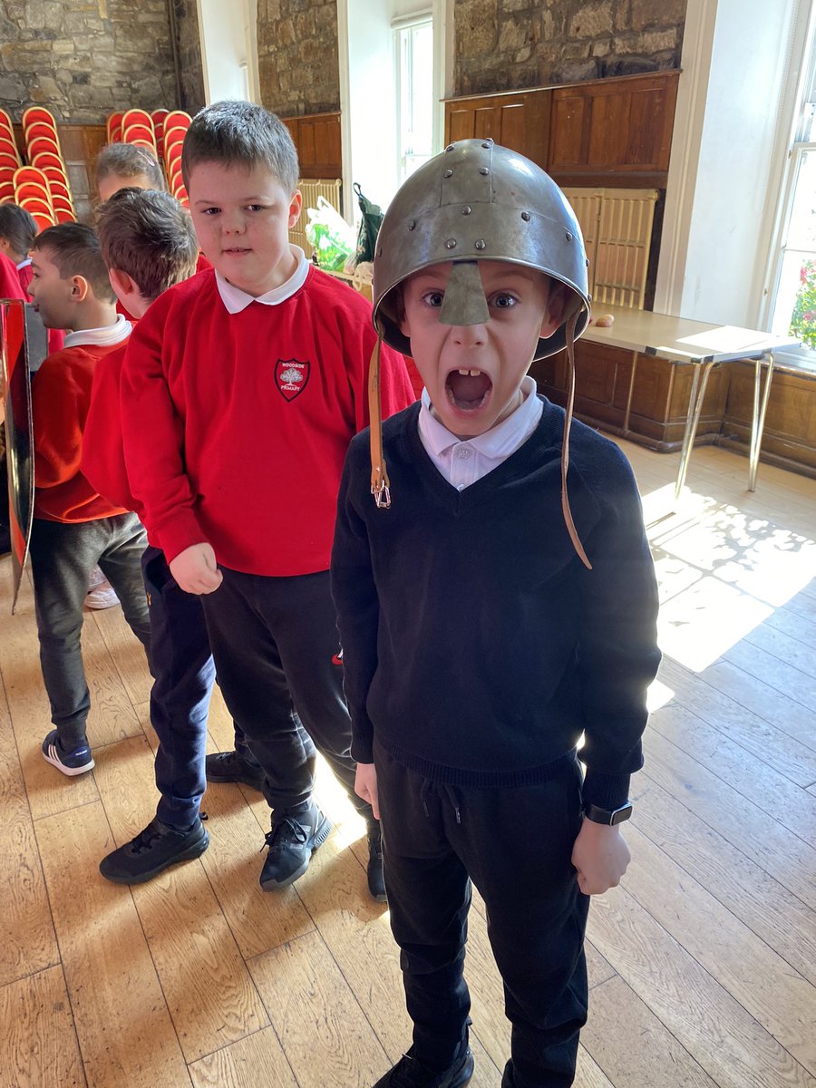 woodsidepschool's tweet photo. Primary 4 had a brilliant day at Colzium Estate! ‘It was the best trip EVER!’ 👍🏻☀️#room9 #itsSLC https://t.co/GwLCxAZdrL