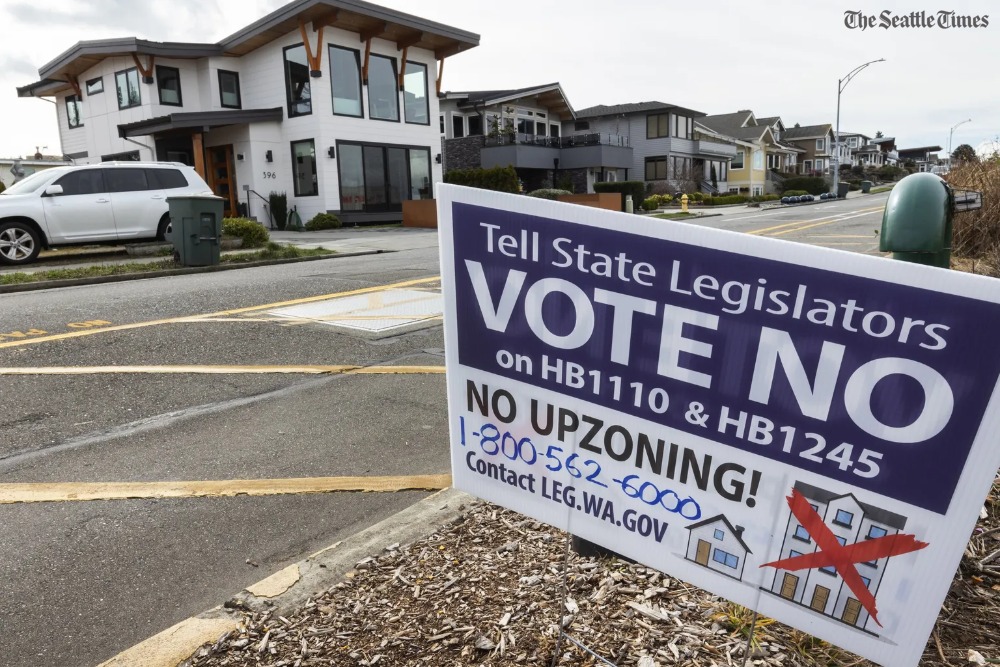 DBeekman's tweet photo. Should WA allow more homes per lot? What the debate looks like in three local cities: Kirkland, Edmonds and Burien https://t.co/v7dVqdrQVT (w/ @davidlgutman @SeaTimesFotoKen @ellenbanner @heidigroover) https://t.co/lgwsCRWkRb
