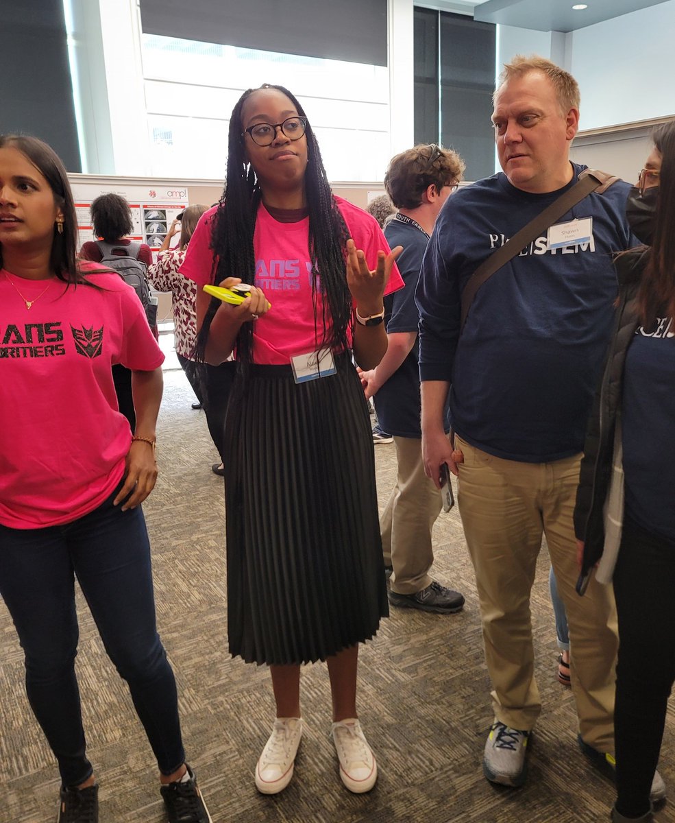CarranzaLovesPi's tweet photo. Proud of the @HumbleISD_TMS representation at #AMPosium this weekend! Everyone definitely made @RiceU_STEM and @HumbleISD proud! @MrsWestTMS @MsWoods612 @MsDavis06 @Mrs_DBattle https://t.co/lwWv9TCFZ7