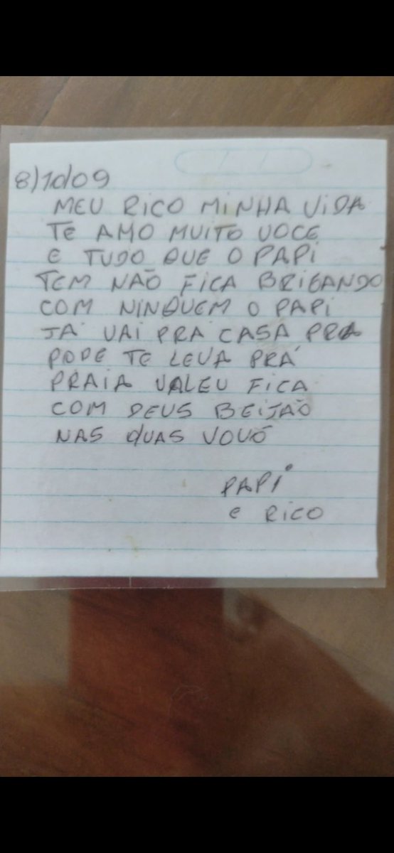 menordopoder_7's tweet photo. É pai.. você cumpriu sua promessa que me fez quando eu era criança, essa carta o senhor me mandou quando estava na federal, demorou mas acabou o sofrimento, não foi 14 semanas, nem 14 messes,foram 14 anos.. de muita luta e saudades, mas enfim estamos juntos de volta, te amo❤️🙏🏼🥹 https://t.co/4r3g83SfvO