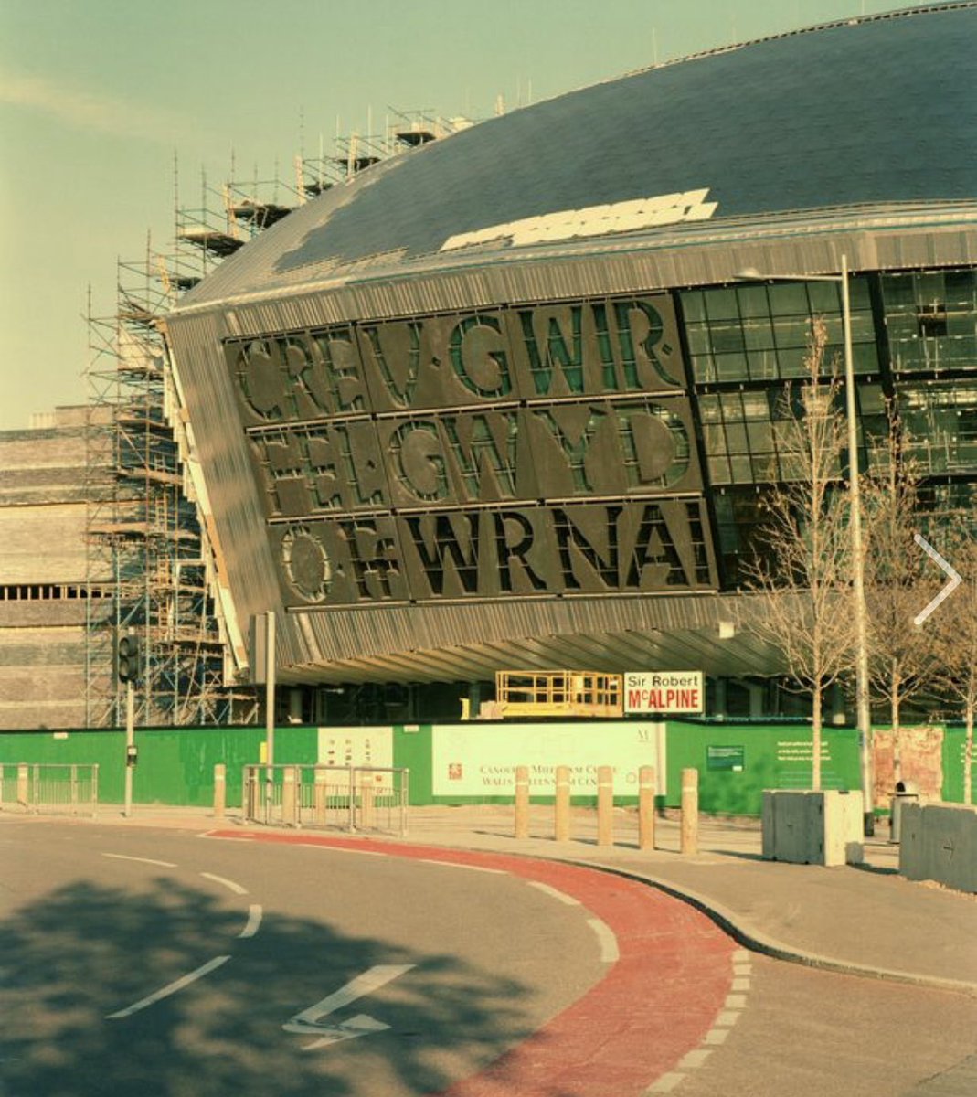 WyburnWayne's tweet photo. #WorldTheaterDay I remember @theCentre getting built and it was incredible seeing it at its various stages of construction. When friends visit cardiff for the first time and we take them to the bay they are always amazed when they see Wales Millennium Centre https://t.co/WXlPc5SB2l