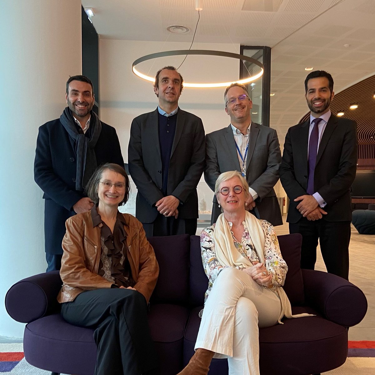 IARCWHO's tweet photo. IARC &amp; members of @WHO’s Department for #NCDs are working together to ensure data &amp; evidence are the foundation of #cancer control programmes worldwide.

Cancer registries are key to success. @GICR_IARC develops registries that provide #DataForAction, making cancer data count! https://t.co/t7jAZ5ZAb5