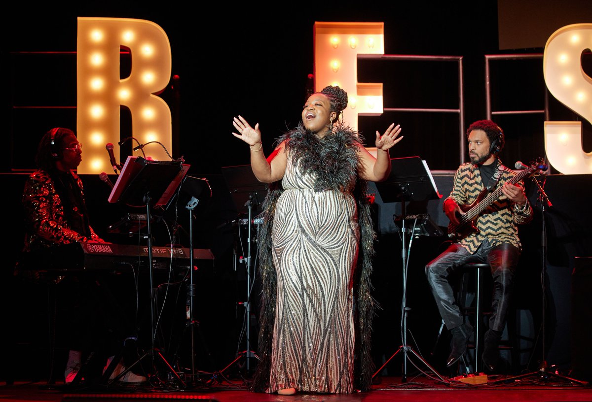 ❗️❗️ Special Ticket Offer happening now for R.E.S.P.E.C.T., the Aretha Franklin Story. For more about this special offer, visit: sunrisetheatre.com or call our box office today at 772.461.4775 and Use Code "DEAL" 👀
