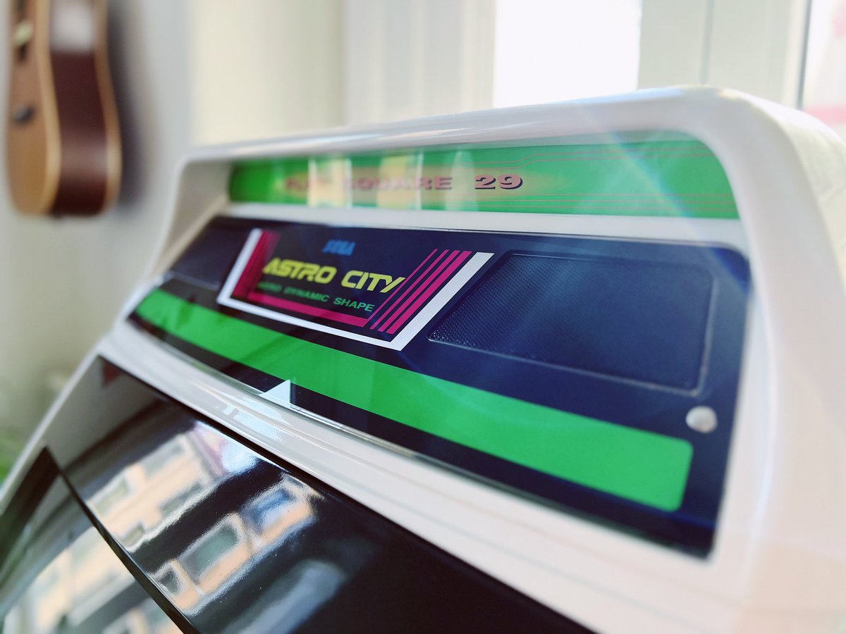 Today I installed the brand new lower marquee to my Astro city sold by <a href="/arcadeartrepro/">Arcade Art Repro</a> and the look and feeling is so good! 💴 You can use a 10% discount coupon on their site using the code: ASTROCITYFAQ