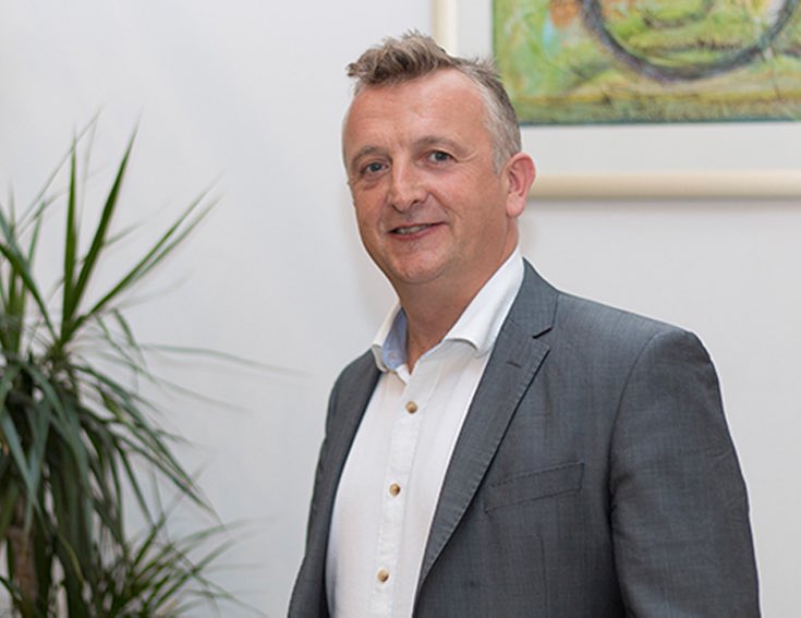 North of England Otolaryngology Society (@noe_ent) on Twitter photo Professor Peter Andrews, President of the <a href="/RoySocMed/">The Royal Society of Medicine</a> Rhinology section, will be speaking on the role of nasal surgery in smell restoration. <a href="/AndrewsNose/">Professor Peter Andrews</a> Professor Peter Andrews, President of the <a href="/RoySocMed/">The Royal Society of Medicine</a> Rhinology section, will be speaking on the role of nasal surgery in smell restoration. <a href="/AndrewsNose/">Professor Peter Andrews</a>