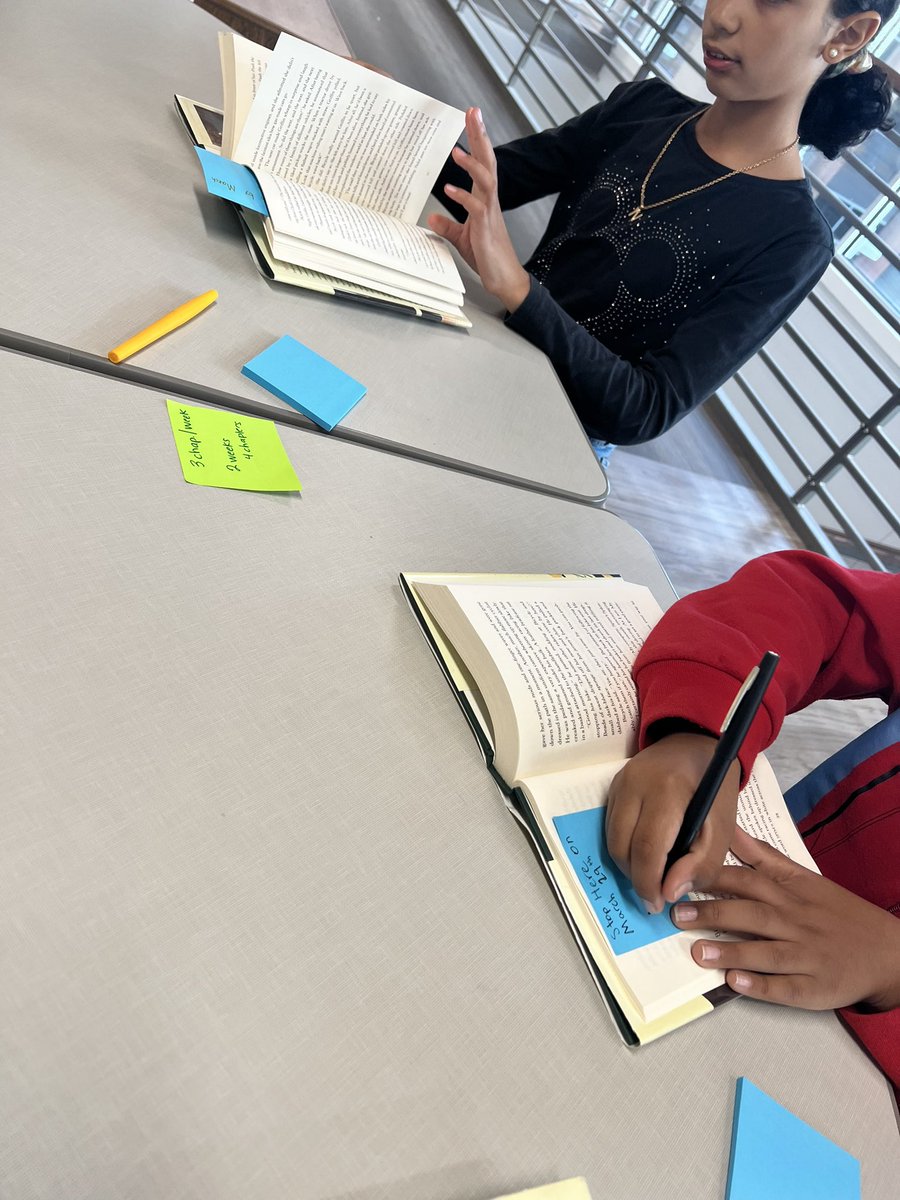 New den time group this morning! We’re going to be doing a book club together, and today we planned out our reading together for the next few weeks! Thanks for sharing your learners with me <a href="/chrcoffey/">Christina Coffey</a> and <a href="/MrsMyersCRE/">Lindsey Myers</a>! #CREcoyotes